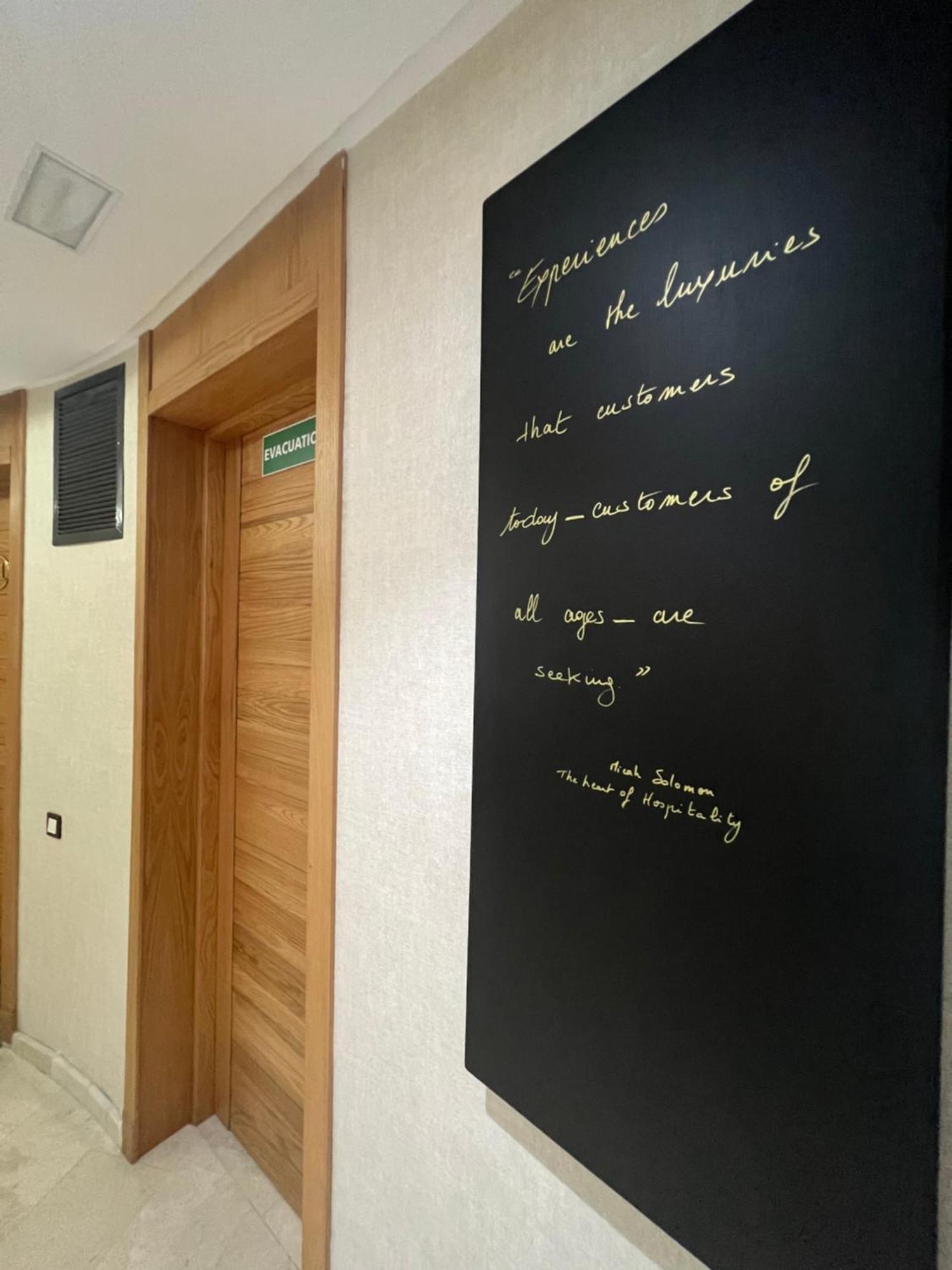 Zen Suites Hotel Massira Casablanca Kültér fotó